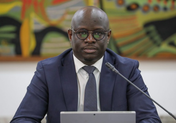 Cheikh Diba ,ministre des Finances et du Budget Cheikh Diba ,ministre des Finances et du Budget