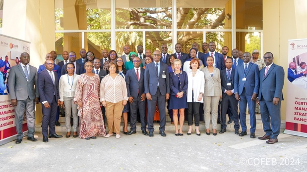 Centre ouest africain de formation et d’études bancaires : 26 participants de l'édition 2024 du Cemstrat 1 reçoivent leur certificat Centre ouest africain de formation et d’études bancaires : 26 participants de l'édition 2024 du Cemstrat 1 reçoivent leur certificat