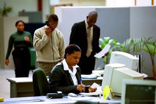 La technologie peut-elle mettre fin à la corruption ? La technologie peut-elle mettre fin à la corruption ?