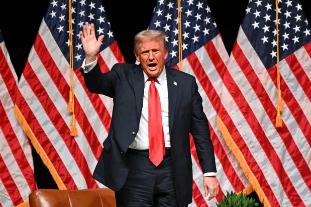 Trump sur une trajectoire de collision avec le budget américain Trump sur une trajectoire de collision avec le budget américain