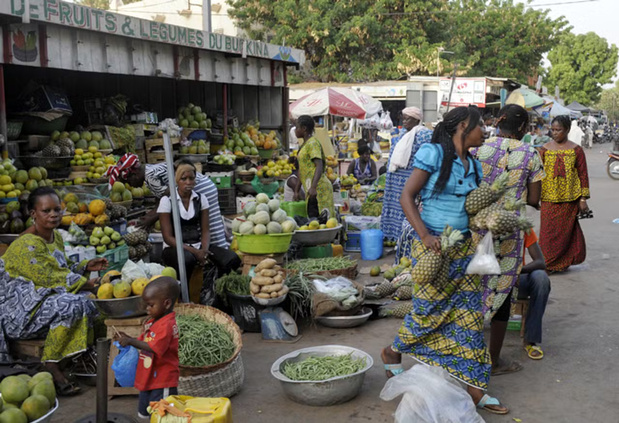Burkina Faso : Les prix à la consommation baissent de 0,2% au mois de décembre 2024. Burkina Faso : Les prix à la consommation baissent de 0,2% au mois de décembre 2024.