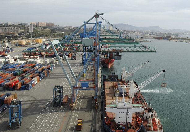 Trafic Maritime : Augmentation de 480.600 tonnes des embarquements de marchandises au Port de Dakar à fin septembre 2015