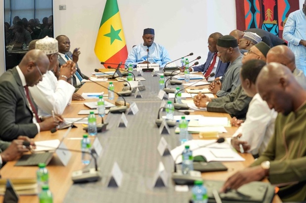 Relance de Aibd et de Air Sénégal : Le Premier ministre prend 20 décisions à l’issue d’un Conseil interministériel Relance de Aibd et de Air Sénégal : Le Premier ministre prend 20 décisions à l’issue d’un Conseil interministériel