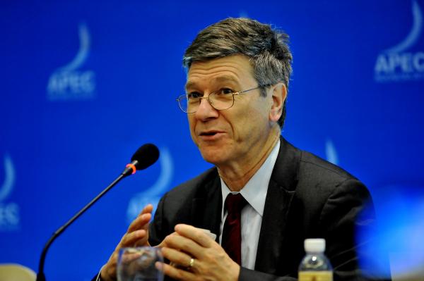 Jeffrey D. Sachs, professeur de développement durable, professeur de politique sanitaire et directeur de l'Institut de la Terre à Columbia University