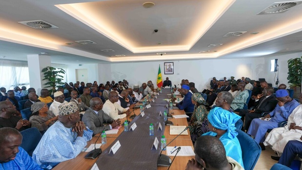 Présentation du Plan de redressement économique et social : Ousmane Sonko invite le secteur privé à une mobilisation patriotique Présentation du Plan de redressement économique et social : Ousmane Sonko invite le secteur privé à une mobilisation patriotique