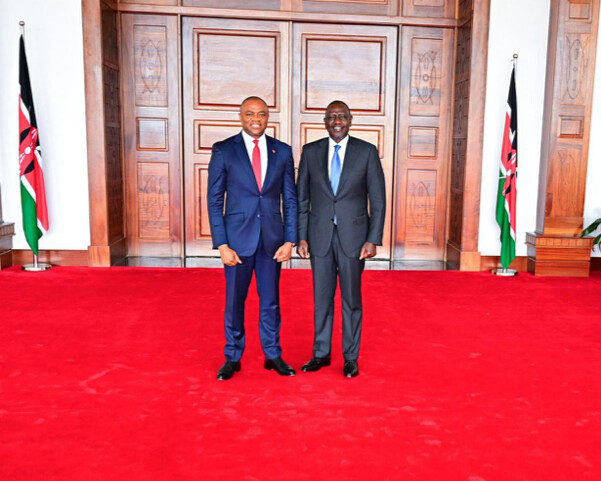 Visite de travail au président William Ruto : Le Dg de Uba réaffirme son engagement pour le développement des infrastructures Visite de travail au président William Ruto : Le Dg de Uba réaffirme son engagement pour le développement des infrastructures
