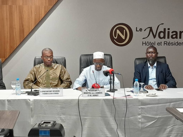 Revue des réformes, programmes et projets communautaires : Le Sénégal se soumet à l’évaluation de 145 textes réglementaires et cinq projets et programmes Revue des réformes, programmes et projets communautaires : Le Sénégal se soumet à l’évaluation de 145 textes réglementaires et cinq projets et programmes