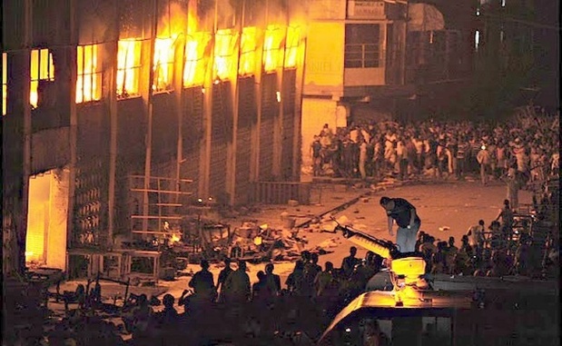 Sénégal : BRANCHEMENTS CLANDESTINS, ABSENCE DE BOUCHE D’INCENDIE DANS LES MARCHES : Un cocktail explosif Sénégal : BRANCHEMENTS CLANDESTINS, ABSENCE DE BOUCHE D’INCENDIE DANS LES MARCHES : Un cocktail explosif