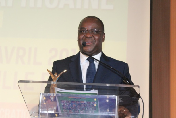 Le Directeur général  de la Bourse régionale des valeurs mobilières, Edoh Kossi Amenounve