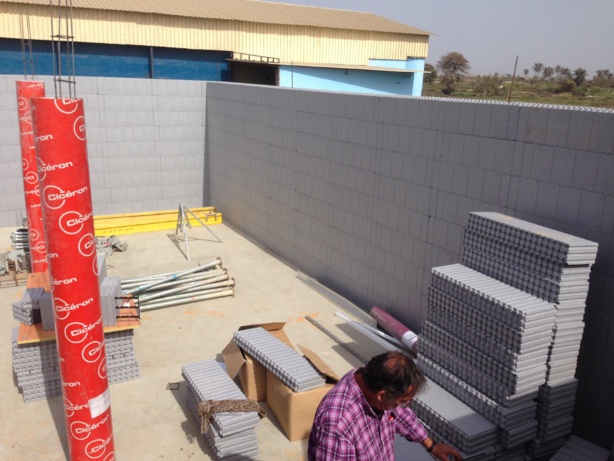 PECHE : IGLOO construit une chambre froide solaire à Cayar