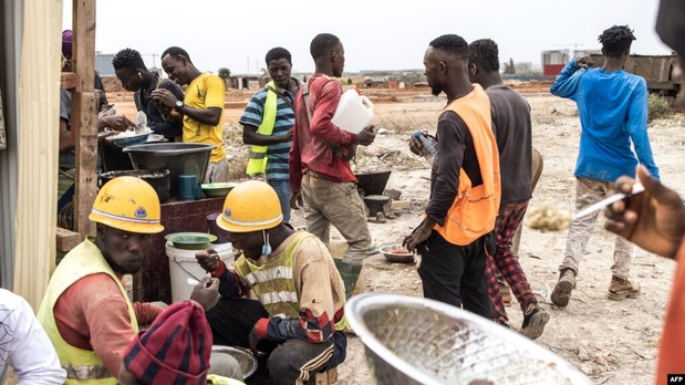 Sénégal : Une population active majoritairement urbaine, jeune et faiblement qualifiée en 2024 Sénégal : Une population active majoritairement urbaine, jeune et faiblement qualifiée en 2024