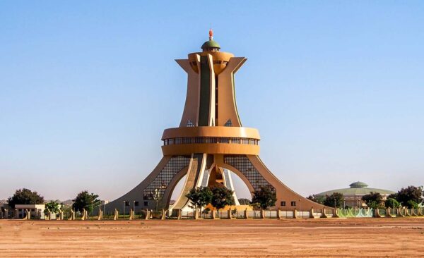 Le Burkina Faso obtient 44 milliards FCFA auprès des investisseurs du marché financier de l’UEMOA.