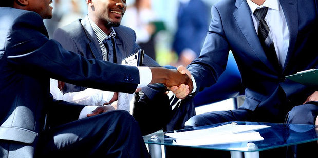 Nos pays font beaucoup pour attirer les investisseurs. Savons-nous les retenir ?