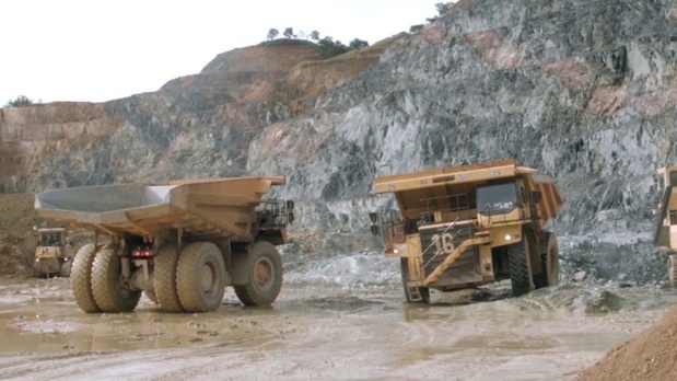 Mines : L’or confirme sa dynamique en mai, l’attapulgite bondit de 102,7% sur un an