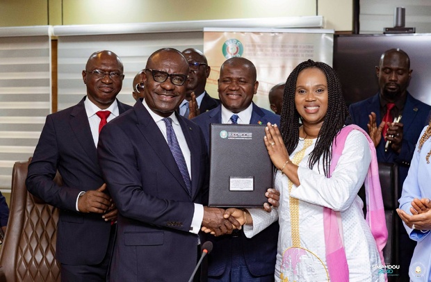 Guinée : La Bidc octroie un prêt de 269,5 millions d’euros pour le financement de divers projets Guinée : La Bidc octroie un prêt de 269,5 millions d’euros pour le financement de divers projets