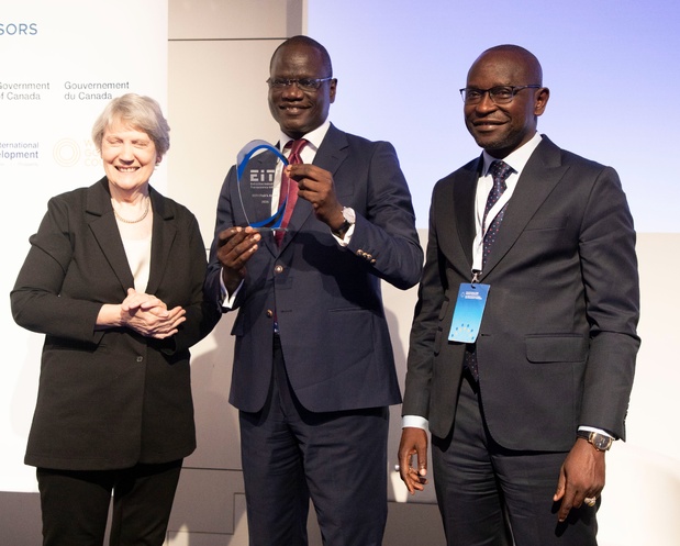 Transparence dans le secteur extractif : Le Sénégal distingué par le Eiti Chair’s Award 2026