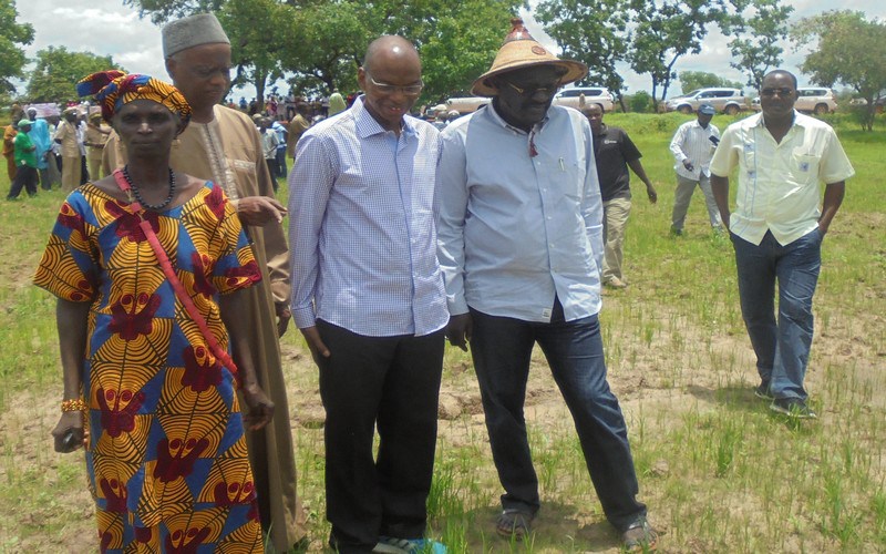 TOURNEE DU MINISTRE DE L’AGRICULTURE ET DE L’EQUIPEMENT RURAL : Bonne campagne agricole en perspective TOURNEE DU MINISTRE DE L’AGRICULTURE ET DE L’EQUIPEMENT RURAL : Bonne campagne agricole en perspective