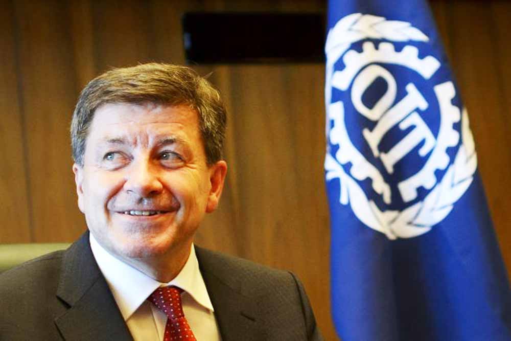 Guy Ryder, Directeur général de l'Organisation internationale du Travail. Guy Ryder, Directeur général de l'Organisation internationale du Travail.