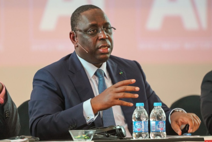Internet : Macky Sall invite les opérateurs à baisser les coûts Internet : Macky Sall invite les opérateurs à baisser les coûts