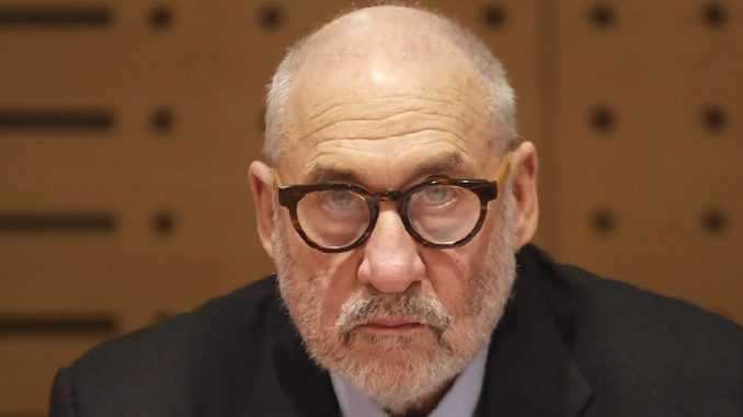 Au-delà de la stagnation séculaire