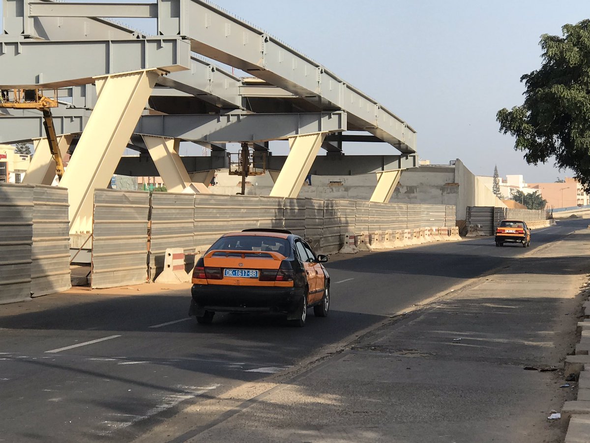 Infrastructures :  Plus de 30 chantiers sont actuellement en cours selon Macky Sall Infrastructures :  Plus de 30 chantiers sont actuellement en cours selon Macky Sall