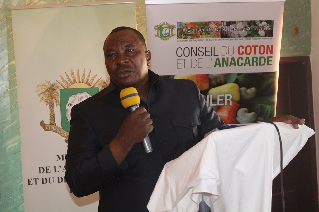 Côte d’Ivoire : « tolérance zéro » pour ceux qui organisent la fuite des noix de cajou vers les pays frontaliers