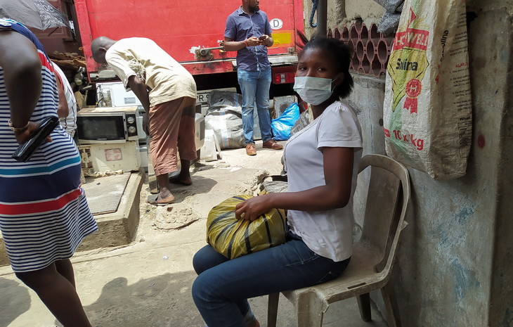 Face à la multiplication des cas issus de la transmission communautaire :  Ali Ngouye Ndiaye rend obligatoire le port de masque