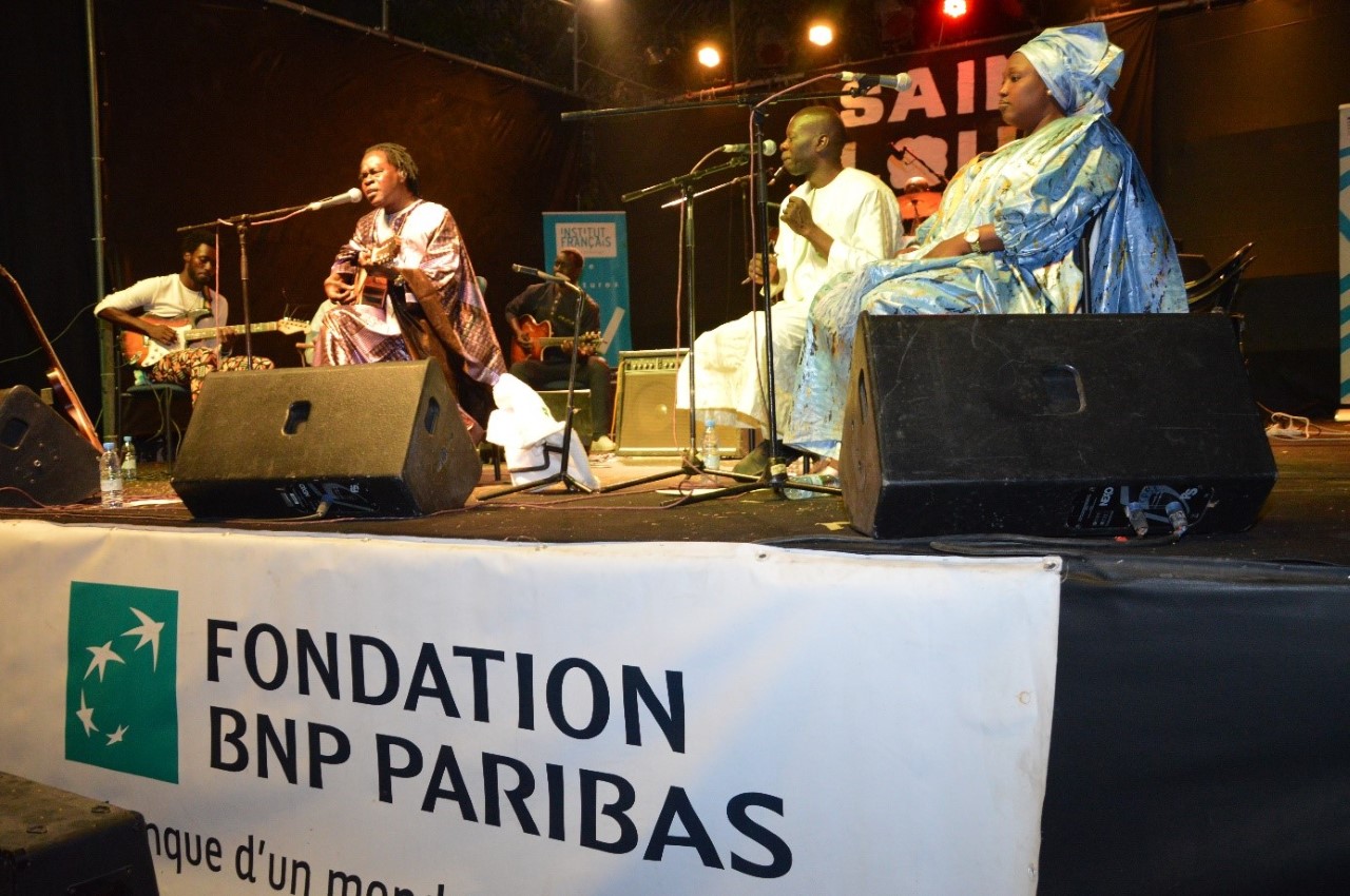 Baba Maal et son groupe Dandé Lenol Baba Maal et son groupe Dandé Lenol