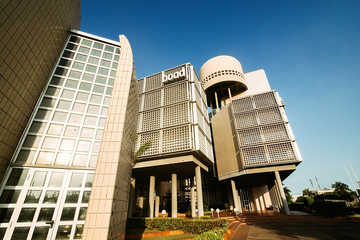 Banque ouest africaine de développement : Fitch révise la perspective de la notation de négative à stable