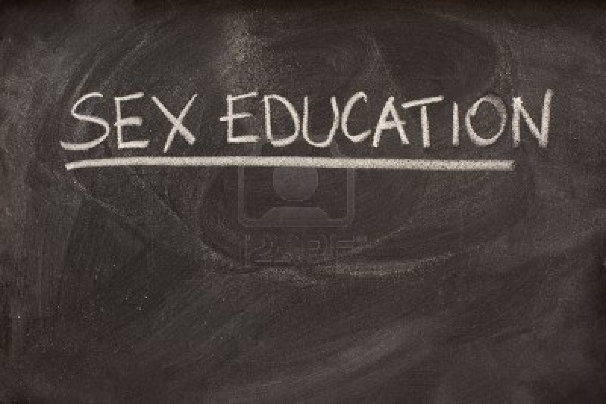Vers l’élaboration d’une feuille de route pour l’intégration de l’éducation sexuelle complète dans l’enseignement Vers l’élaboration d’une feuille de route pour l’intégration de l’éducation sexuelle complète dans l’enseignement
