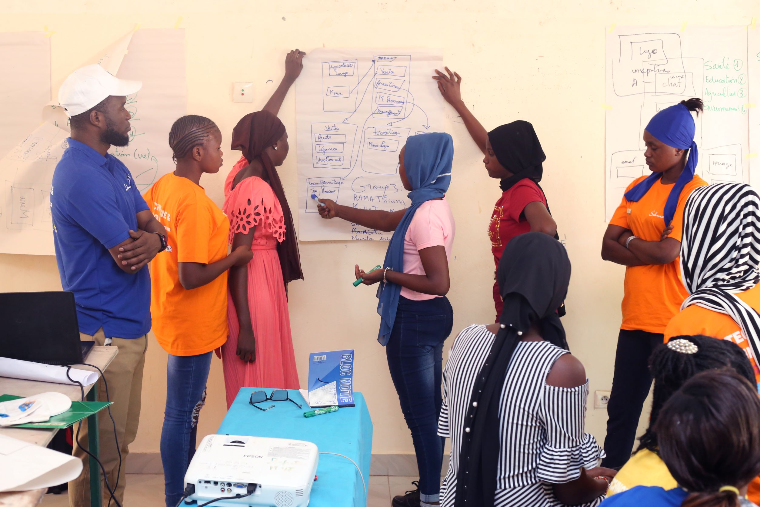 Renforcement des capacités des jeunes filles sur le digital et l’entreprenariat social :   L’UNICEF forme une centaine de filles à Médina Yoro Foulah