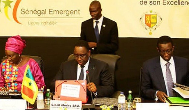 SUCCÈS SOUS CONDITIONS DU PLAN SÉNÉGAL ÉMERGENT SUCCÈS SOUS CONDITIONS DU PLAN SÉNÉGAL ÉMERGENT