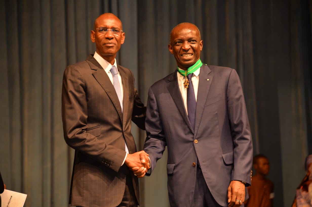 Sénégal : Mamadou Moustapha Ba, directeur général du budget, élevé au grade de Commandeur dans l’Ordre national du mérite