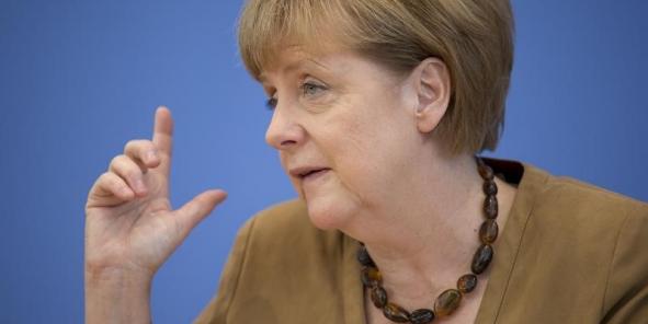 La Chancelière allemande Angela Merkel durcit le ton