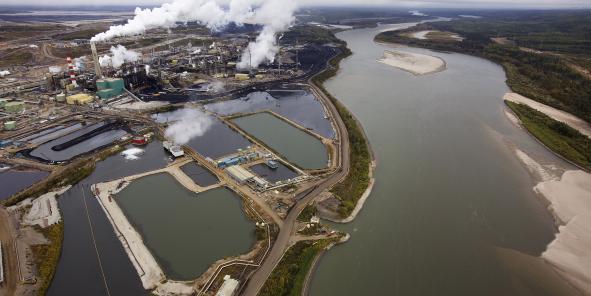 Les émissions de CO2 continueraient leur trajectoire croissante, d'après le Global carbon project, concordant avec le pire des scénarios évoqués par le GIEC. (Crédits : Reuters)