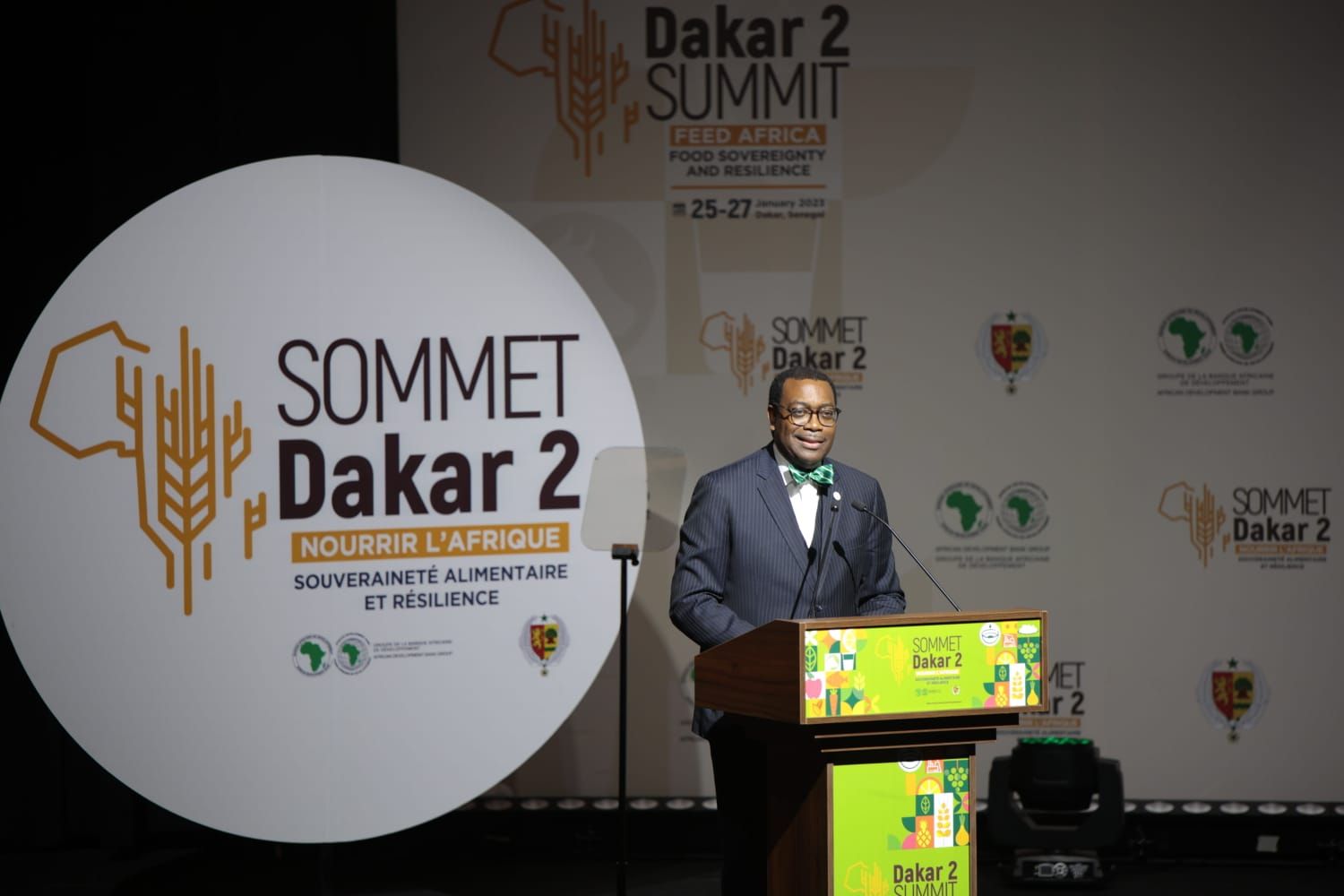 Le président de la Banque africaine de développement (Bad), Akinwumi Adesina au sommet de Dakar 2 Le président de la Banque africaine de développement (Bad), Akinwumi Adesina au sommet de Dakar 2