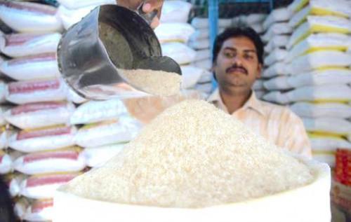 Ebola limite le flux des exportations indiennes de riz en direction de l’Afrique de l’ouest