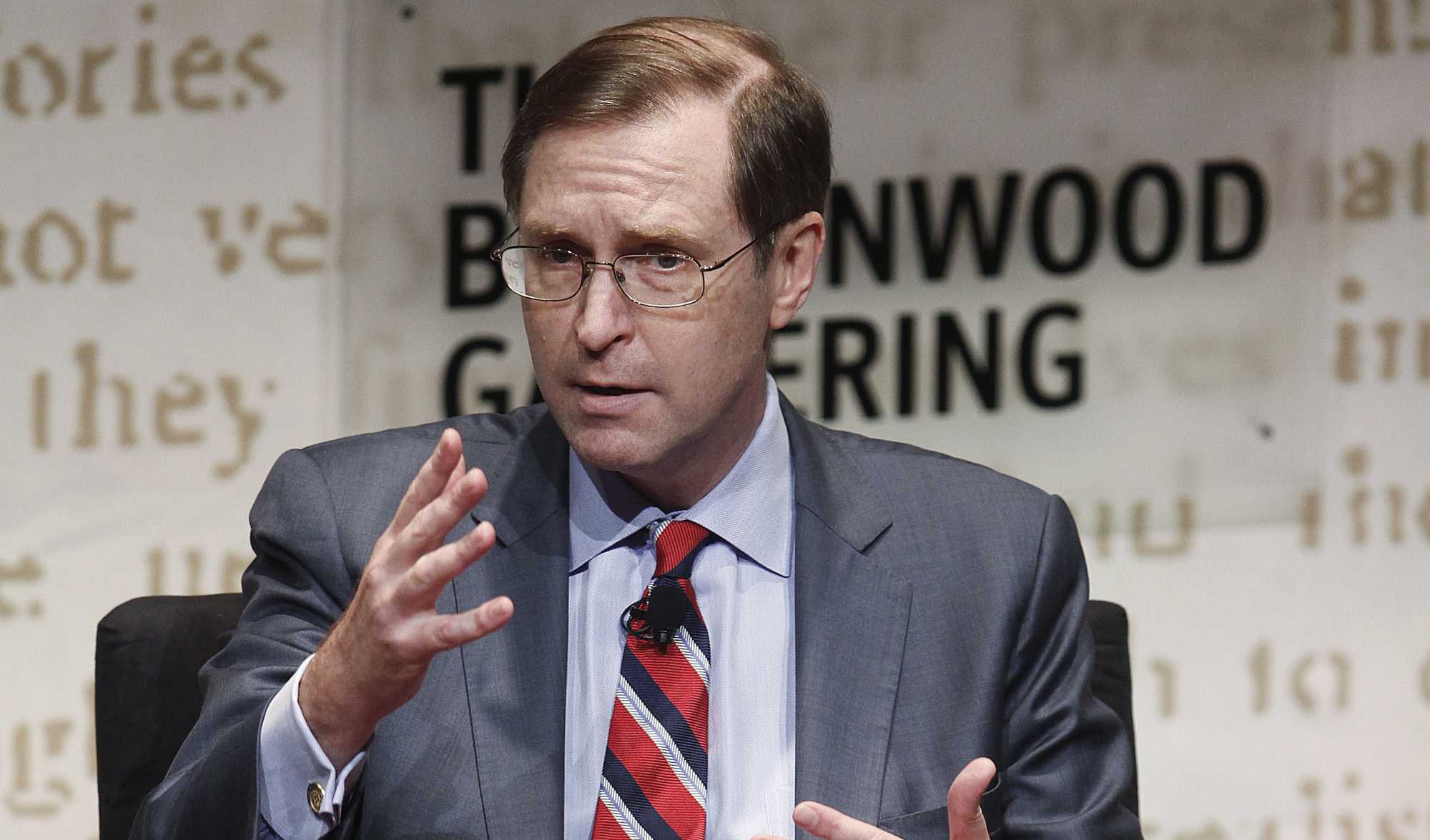 Glenn Hubbard, ancien président du Comité des conseillers économiques du président George W. Bush, est Doyen de la Columbia Business School Glenn Hubbard, ancien président du Comité des conseillers économiques du président George W. Bush, est Doyen de la Columbia Business School