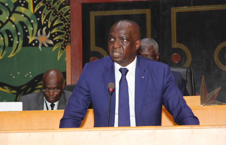 Loi de finances 2024 : Un chiffre record de plus de 7000 milliards de FCFA prévu