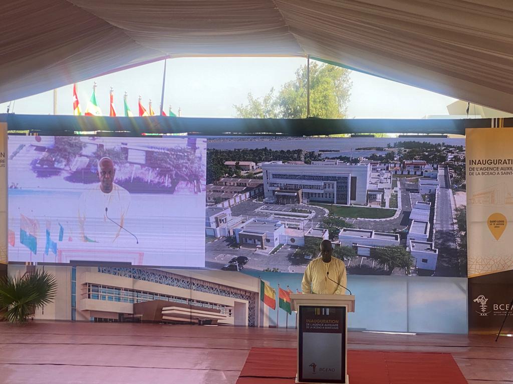Inauguration de l’Agence auxillaire de la Bceao de Saint-Louis : Le Maire Mansour Faye salue les réalisations de Macky Sall dans la ville