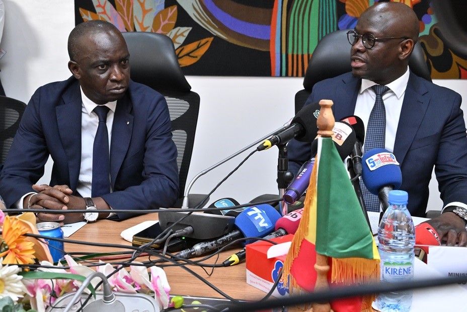 Nouveau ministre des Finances et du budget : Cheikh Diba entend assumer sa mission avec responsabilité