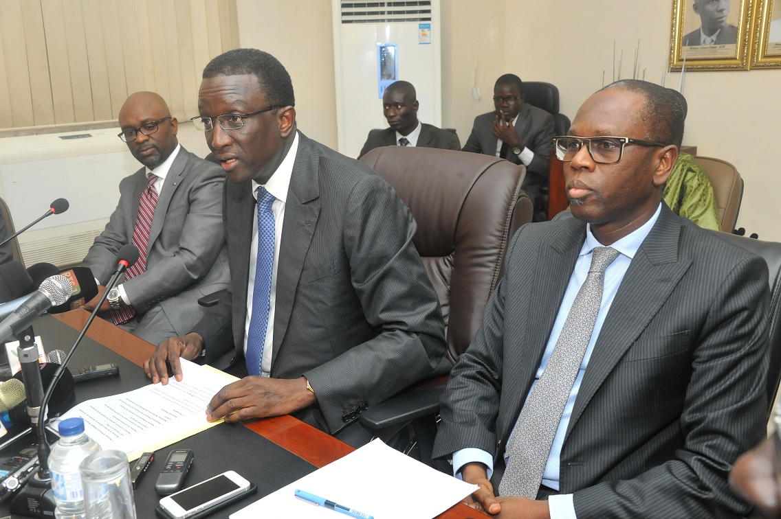 Amadou Ba , ministre  de l`economie et des finances entend  élargir l’assiette fiscale