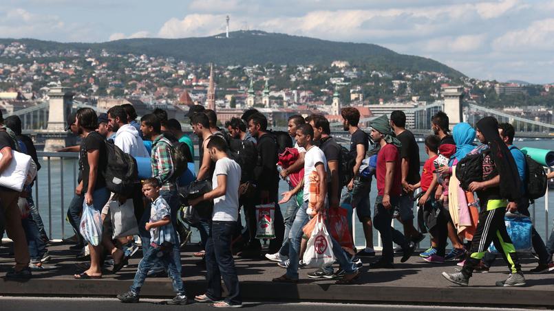 Alors que l'Union européenne se déchire sur la répartition des réfugiés entre ses membres, le premier ministre hongrois, Viktor Orban, agite le spectre d'une invasion.