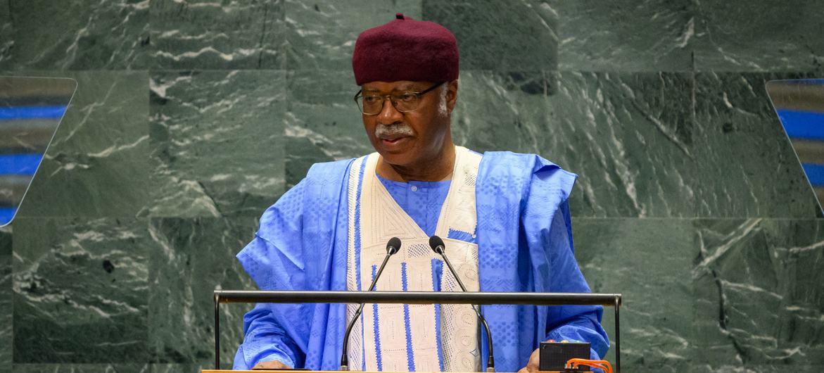 UN Photo/Loey Felipe Le Président de l'Assemblée générale, Philémon Yang, s'exprime lors du Sommet de l'avenir au siège des Nations Unies.