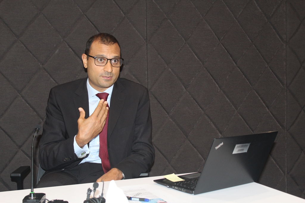 Mise en œuvre des taxes  de santé en Afrique de  l’Ouest : Hans Anand Beck de  la Banque mondiale se félicite des  progrès  réalisés par la Cedeao Mise en œuvre des taxes  de santé en Afrique de  l’Ouest : Hans Anand Beck de  la Banque mondiale se félicite des  progrès  réalisés par la Cedeao