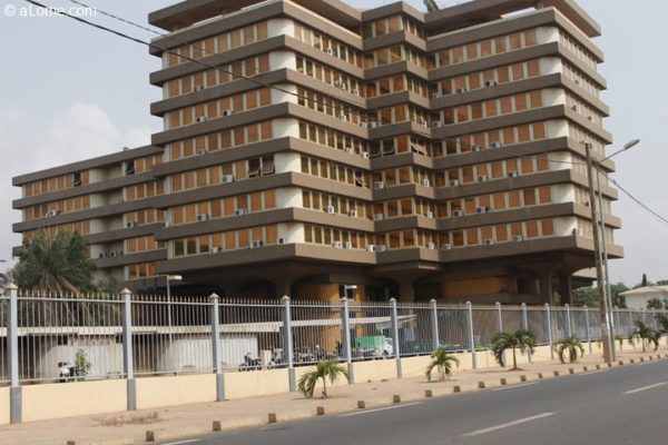 Le Togo obtient 22 milliards FCFA de bons et obligations du trésor.