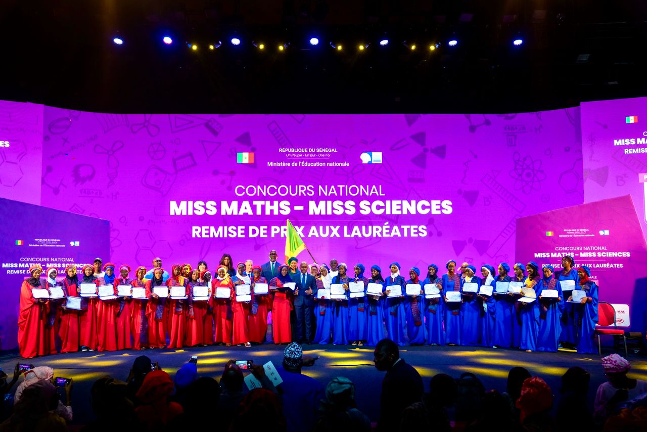 Concours national Miss maths-Miss sciences : La Fondation Sonatel offre divers cadeaux aux lauréates