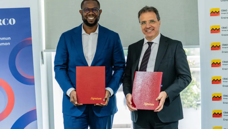 De gauche à droite Moustapha Ibrahim Malloum Directeur régional adjoint Proparco Afrique de l’ouest et Rachid El Bouzidi Directeur général de CBAO Groupe Attijariwafa bank De gauche à droite Moustapha Ibrahim Malloum Directeur régional adjoint Proparco Afrique de l’ouest et Rachid El Bouzidi Directeur général de CBAO Groupe Attijariwafa bank