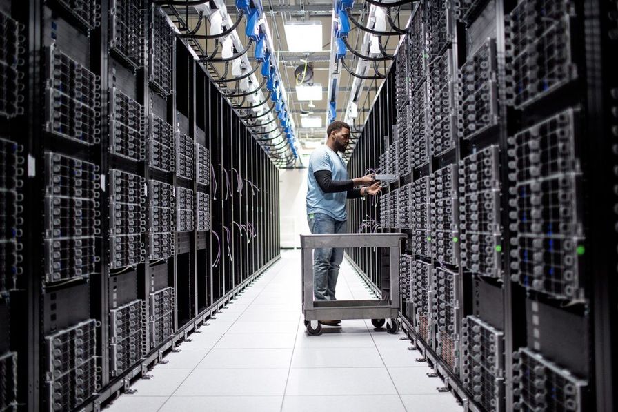 Infrastructure informatique mondiale :  L’Afrique va tripler sa capacité de data centres, selon un nouveau rapport