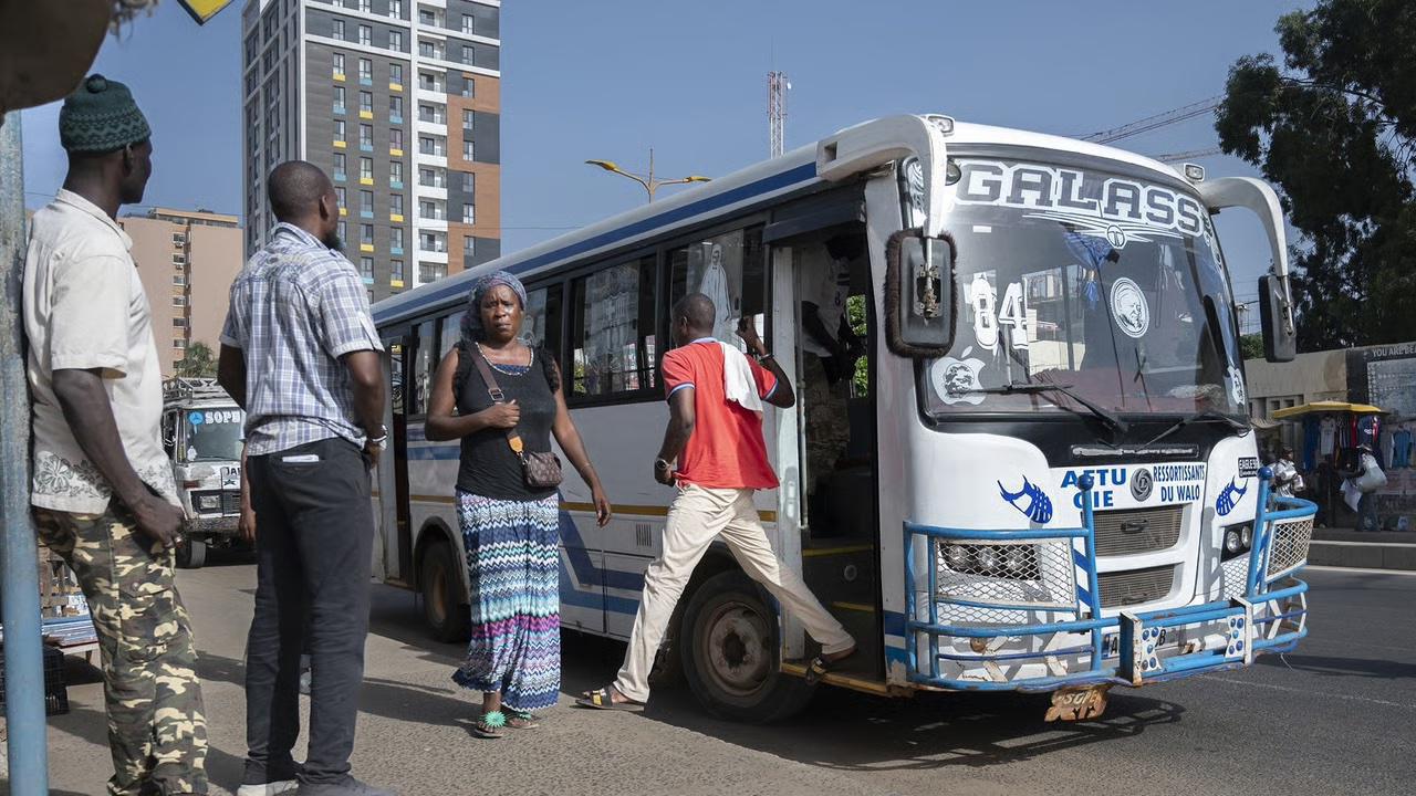 Transports routiers au Sénégal : le Président appelle à un sursaut face aux grèves et aux défis structurels